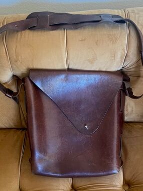 Unisex Dean accessories Leather Messenger bag. Vintage. Handmade.